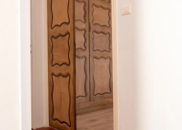 Casa Monica - Roseroom, Chambre Tout Confort Au Coeur De Cargese *